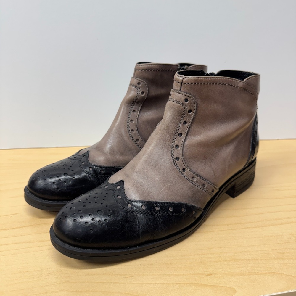 Donna Piu Ankle Boots, EU  40 (US 9-9.5),‎ 2-Tone Soft Italian Leather Wingtip